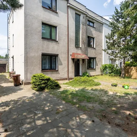 Spacious Family Promienista 1,5 Km To Hala Arena By Renters アパート